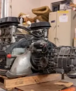 Modified 3.2L Porsche 911SC Engine and 915 Gearbox