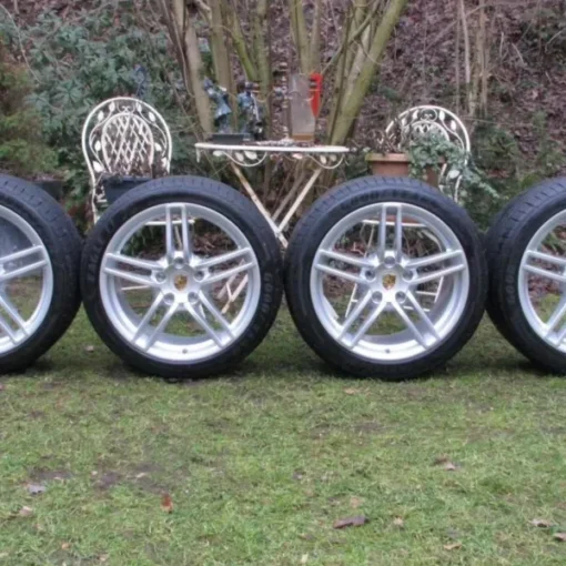 PORSCHE 991 GENUINE WHEELS - Image 3